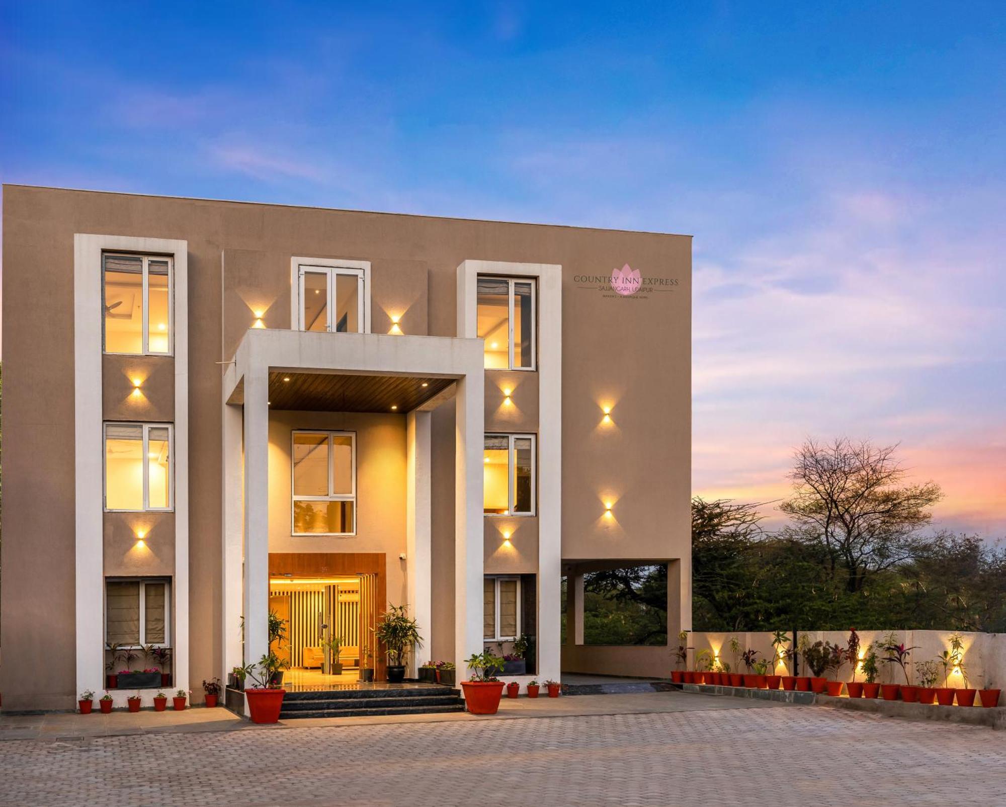 Hotel Seasons Sajjangarh Udaipur Exterior foto